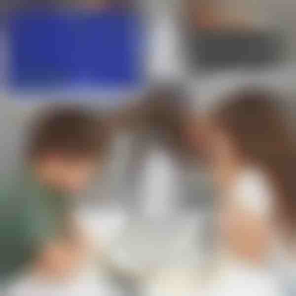 Magnetiline strateegiline lauamäng | MAGTACTIC